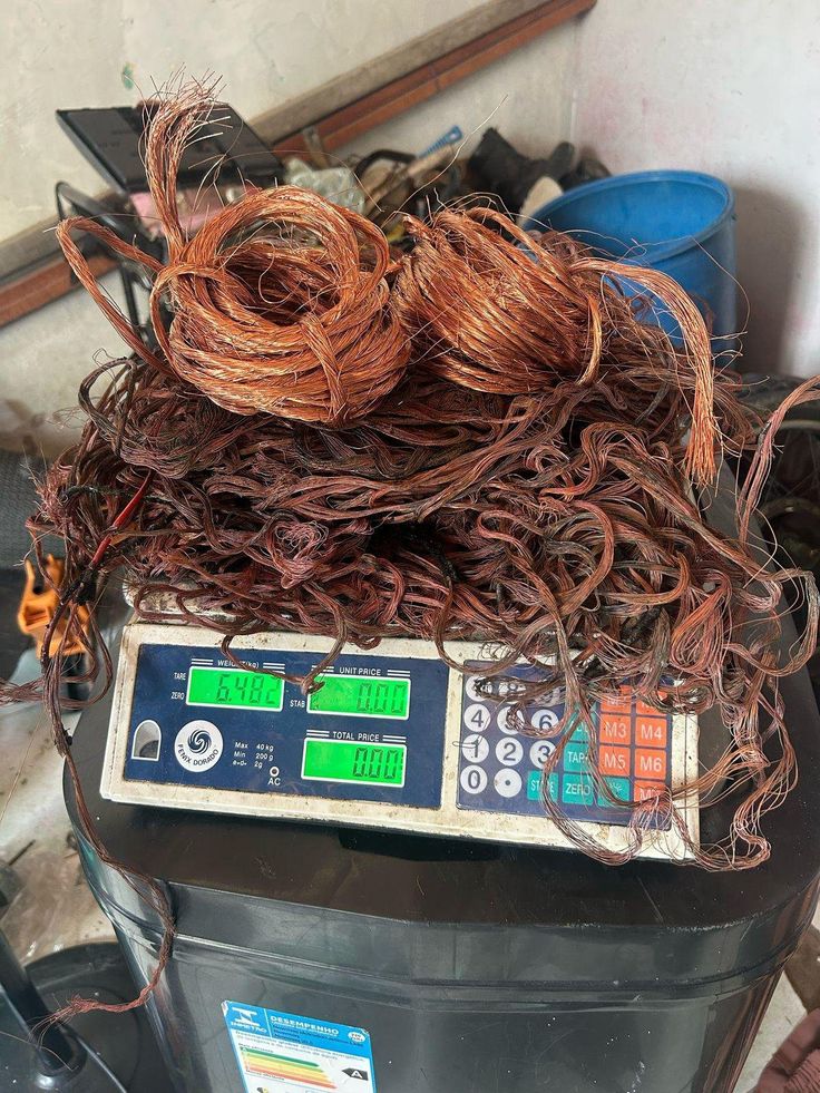 مقلیسه سیم افشان با سیم مفتولی