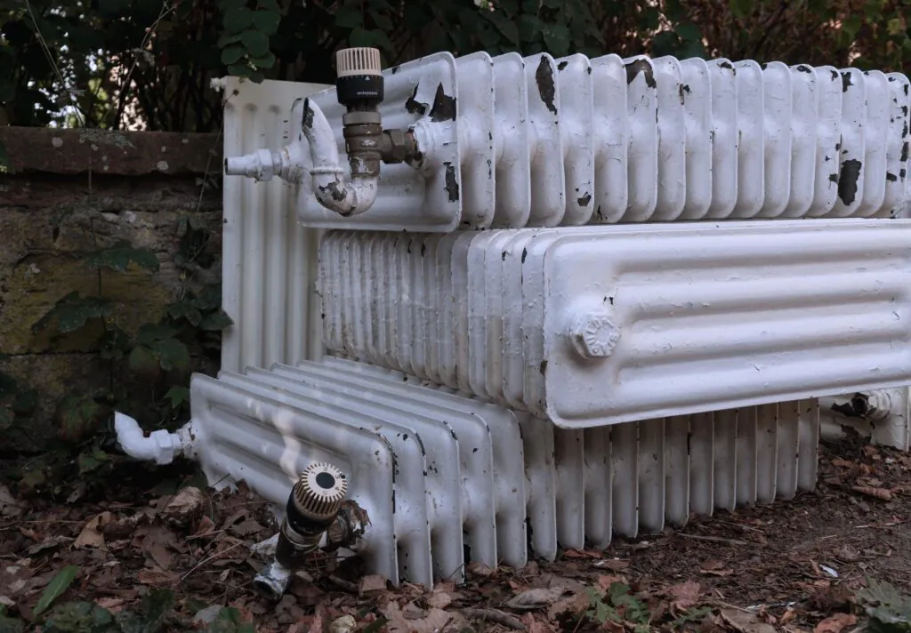 شوفاژ پنلی و پره ای